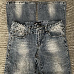 l.e.i Ashley Lowrise Boot Jeans